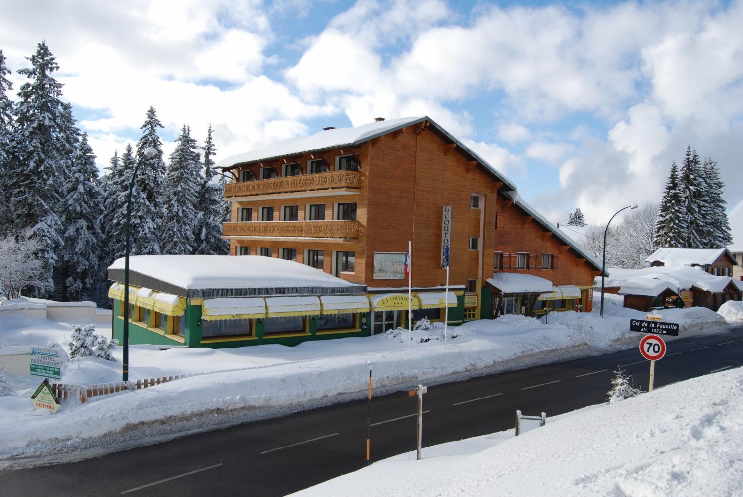 Hotel De La Couronne Mijoux Exterior photo